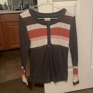Long sleeve grey/multi color Henley